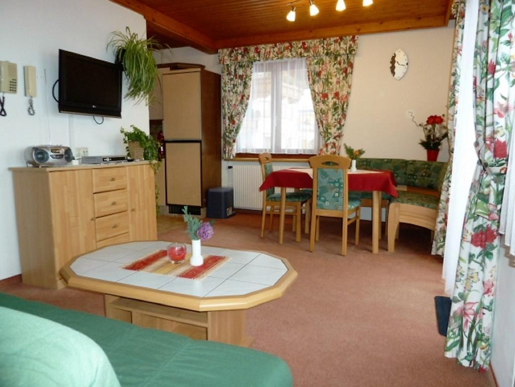 Apartment Haus Silvia Werfenweng